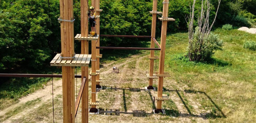 Installazione dei profili HEA e IPE per collegamenti strutturali – Parco avventura Orbassano