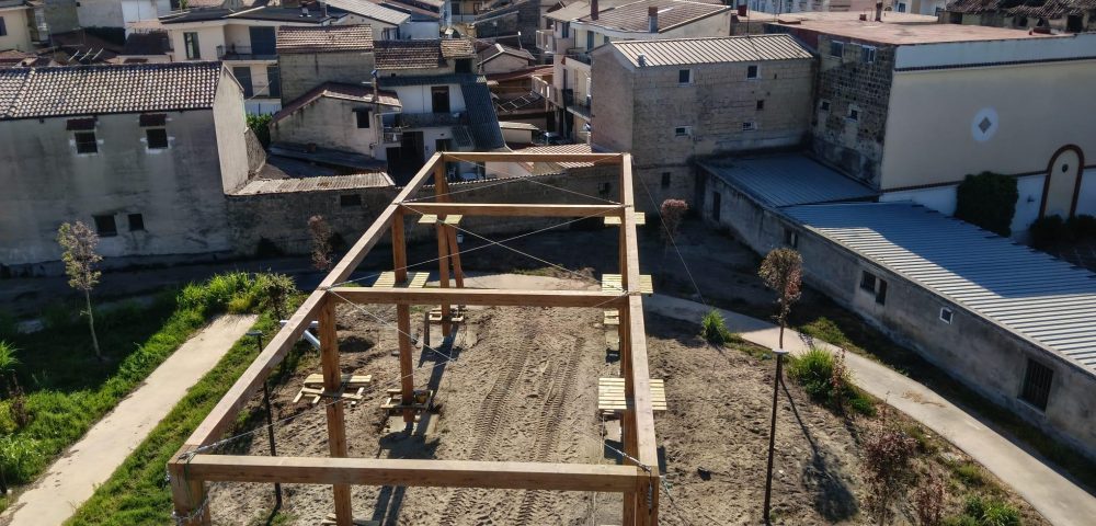 Costruzione parco avventura artificiale comune di Cesa