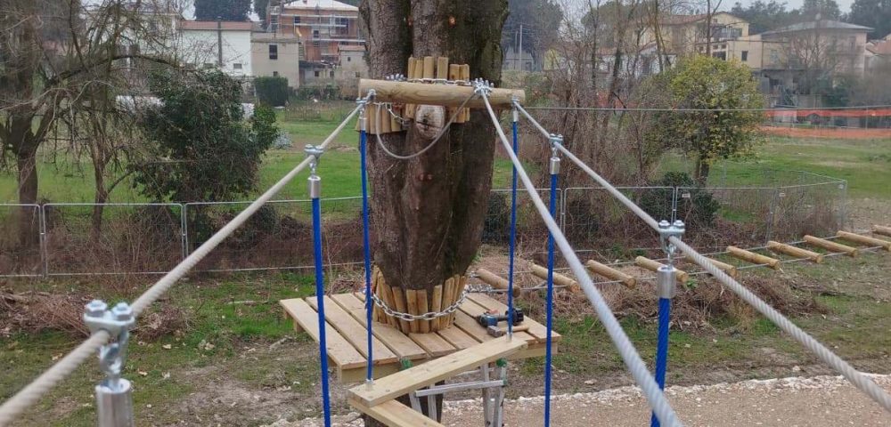 Continuous-Lifeline-Safety-System-Adventure-Parks