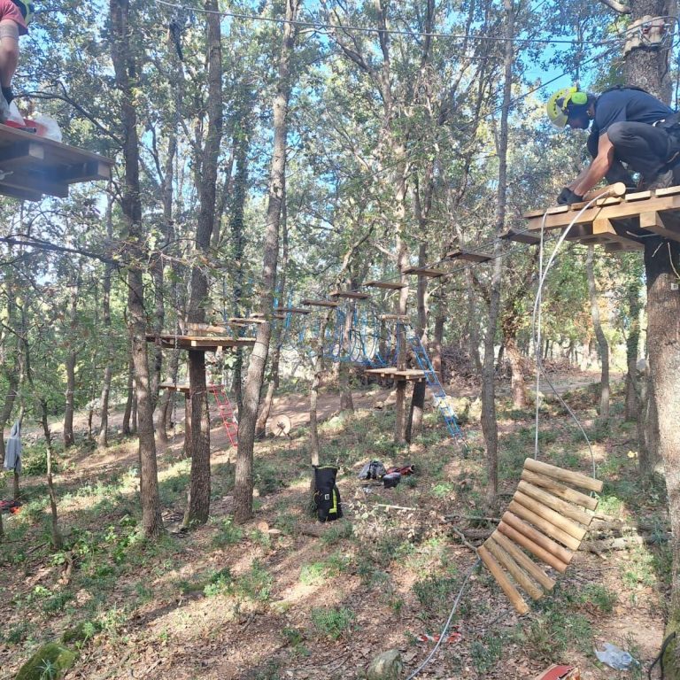 Vista generale del parco avventura su pianta a Tripi (ME) in fase di costruzione